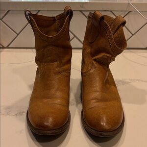 FRYE | Carson Pull-on Short Western Boots Size 7
